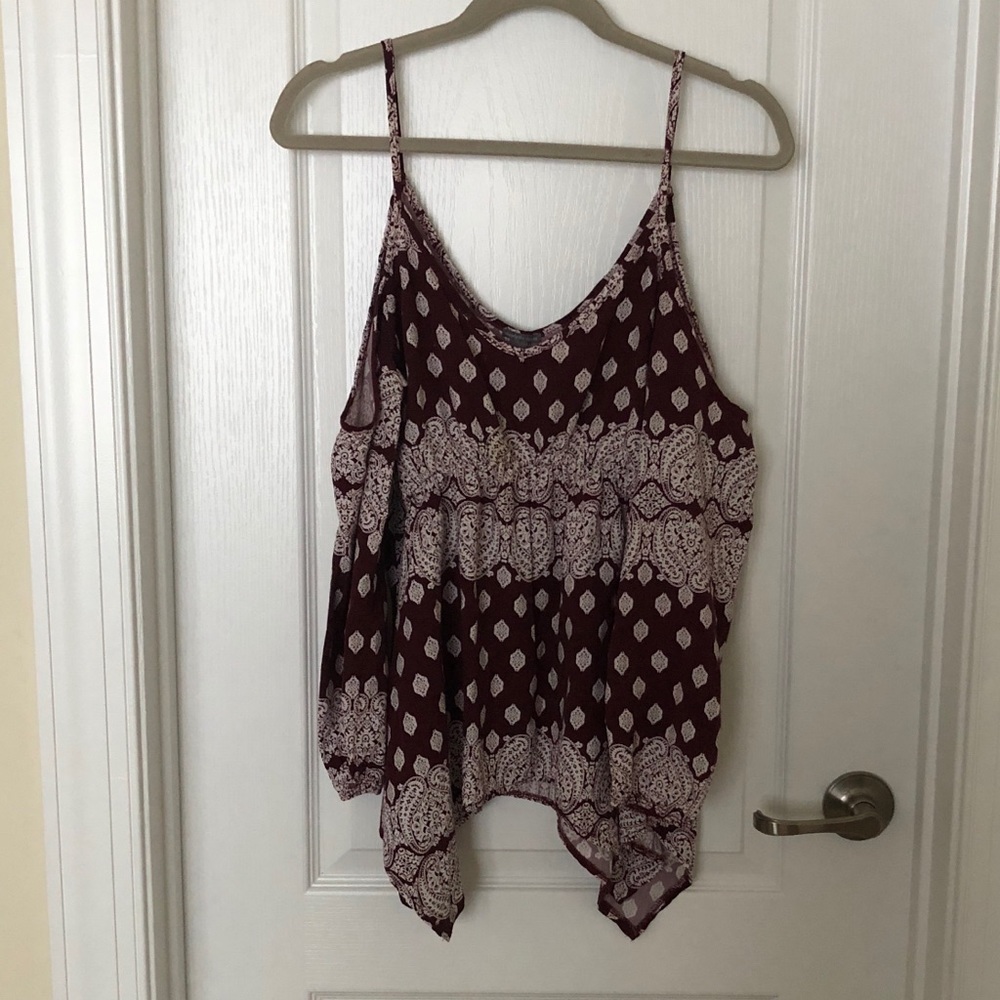 Cold-shoulder Top